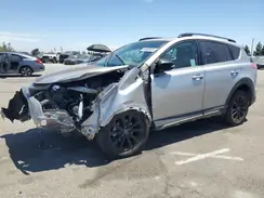 2T3RFREV1JW721245 2018 TOYOTA RAV 4