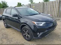 2T3RFREV1JW731869 2018 TOYOTA RAV 4