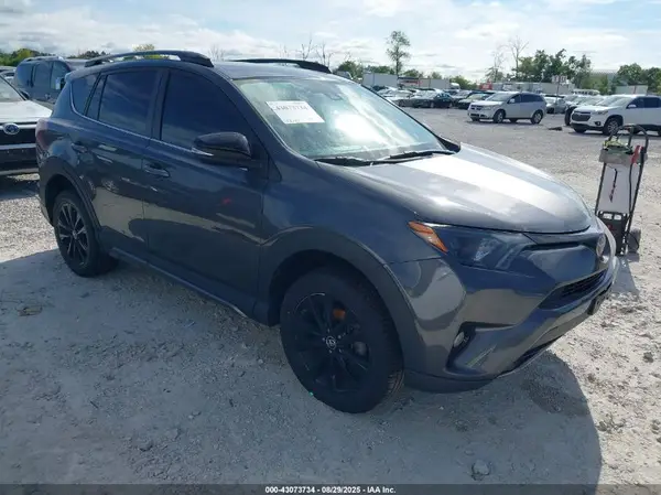 2T3RFREV1JW743827 2018 TOYOTA RAV 4 - Image 1