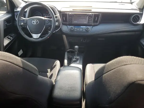 2T3RFREV1JW769750 2018 TOYOTA RAV 4 - Image 8