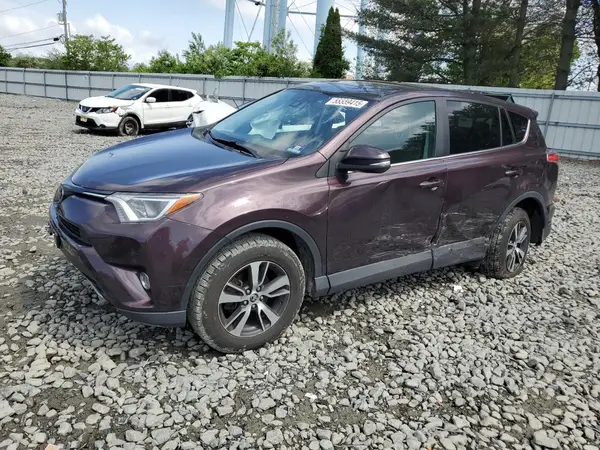 2T3RFREV1JW802360 2018 TOYOTA RAV 4 - Image 1
