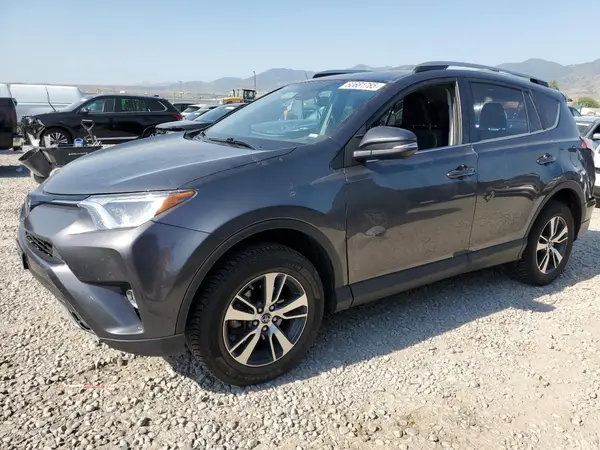 2T3RFREV1JW811432 2018 TOYOTA RAV 4 - Image 1