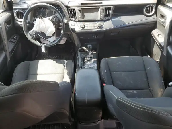 2T3RFREV1JW822978 2018 TOYOTA RAV 4 - Image 8