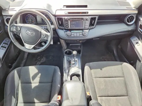 2016 TOYOTA RAV 4 auction photo 8