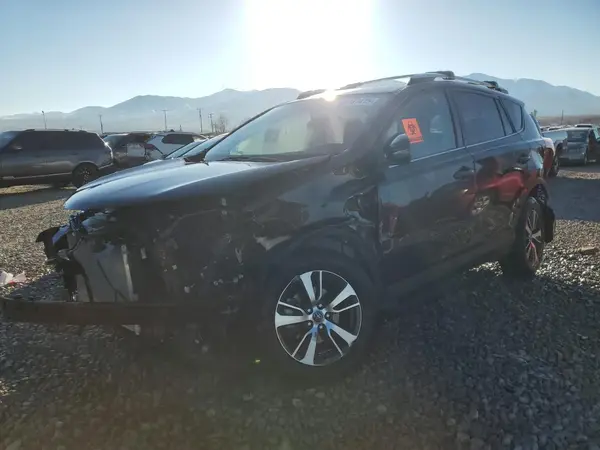 2T3RFREV2GW471121 2016 TOYOTA RAV 4 - Image 1