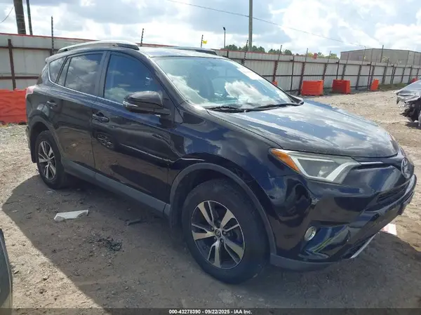 2T3RFREV2GW499811 2016 TOYOTA RAV 4 - Image 1