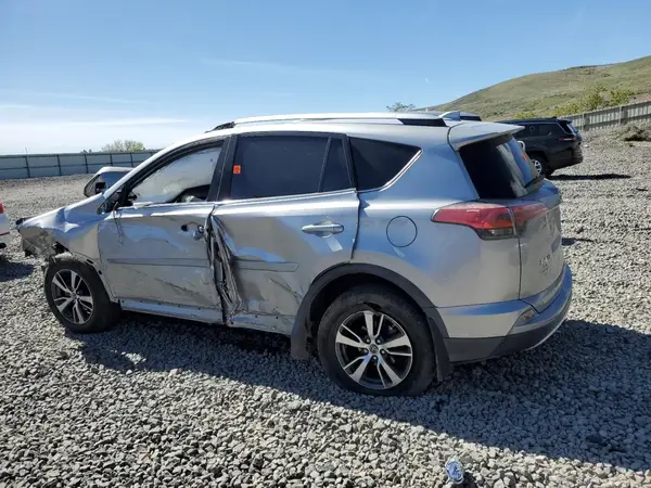 2T3RFREV2GW505137 2016 TOYOTA RAV 4 - Image 2