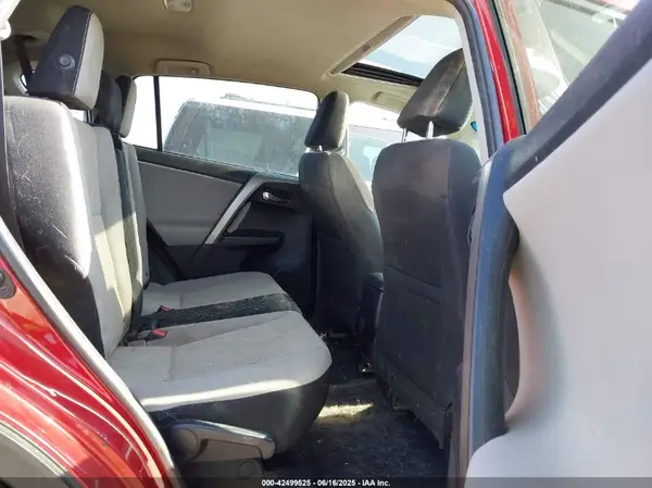 2T3RFREV2GW518664 2016 TOYOTA RAV 4 - Image 8
