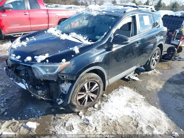 2T3RFREV2HW551505 2017 TOYOTA RAV 4 - Image 2