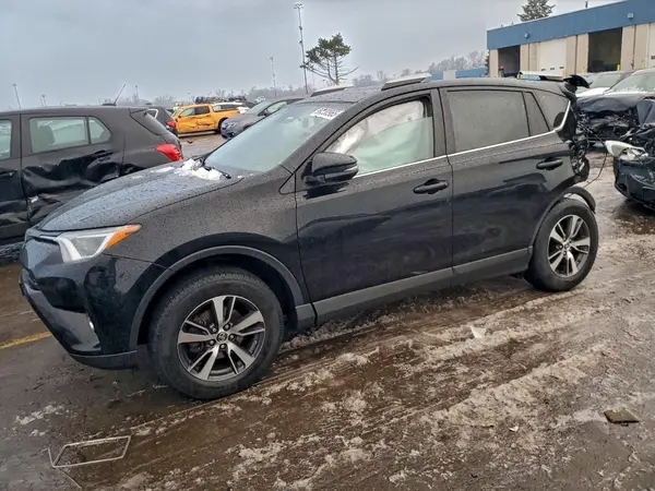 2T3RFREV2HW603523 2017 TOYOTA RAV 4 - Image 1