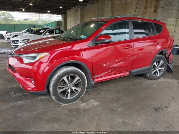2T3RFREV2HW629684 2017 TOYOTA RAV 4 - Image 2
