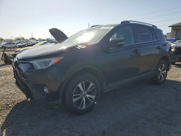 2T3RFREV2HW634674 2017 TOYOTA RAV 4 - Image 1