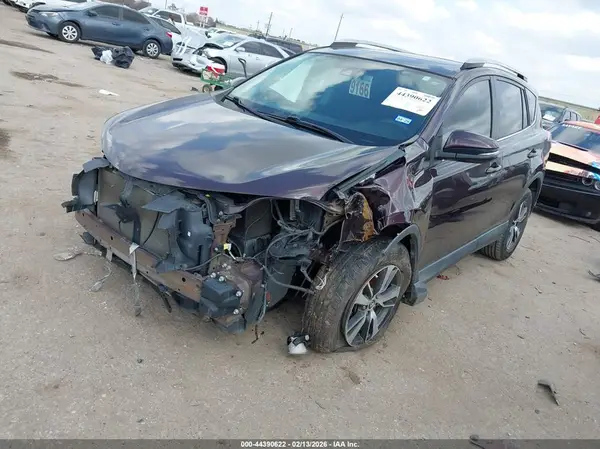 2T3RFREV2HW636229 2017 TOYOTA RAV 4 - Image 2