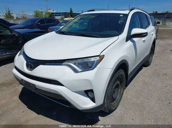 2T3RFREV2HW640572 2017 TOYOTA RAV 4 - Image 2