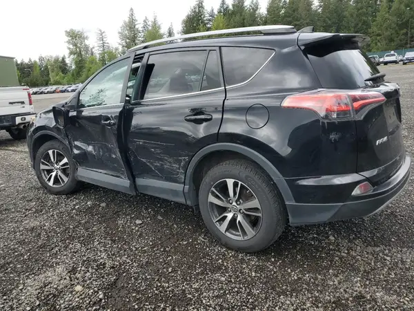 2T3RFREV2HW645190 2017 TOYOTA RAV 4 - Image 2