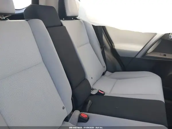 2T3RFREV2HW645366 2017 TOYOTA RAV 4 - Image 8