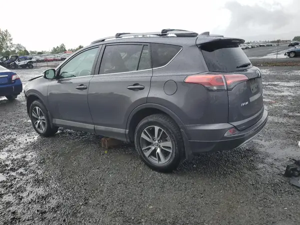 2T3RFREV2HW649367 2017 TOYOTA RAV 4 - Image 2