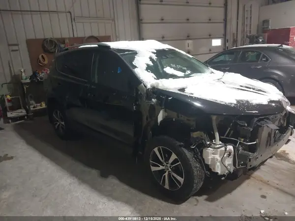 2T3RFREV2HW650017 2017 TOYOTA RAV 4 - Image 1