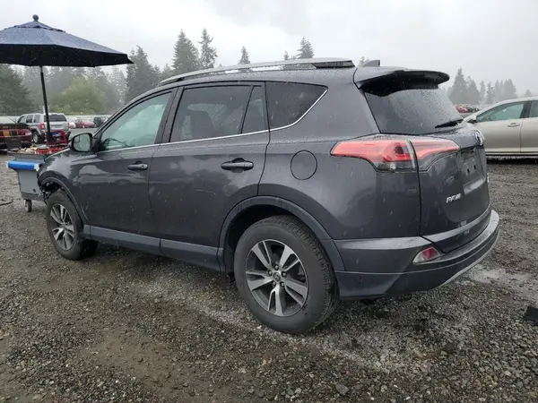 2T3RFREV2HW656786 2017 TOYOTA RAV 4 - Image 2