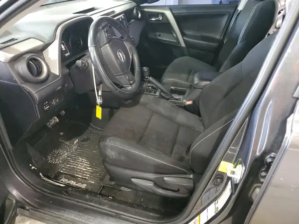 2017 TOYOTA RAV 4 auction photo 7