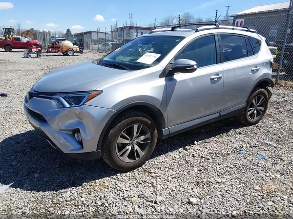 2T3RFREV2HW663107 2017 TOYOTA RAV 4 - Image 2