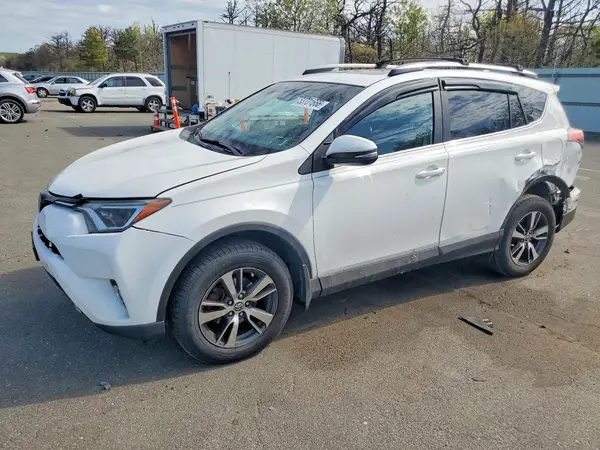 2T3RFREV2HW682319 2017 TOYOTA RAV 4 - Image 1