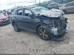 2T3RFREV2JW705023 2018 TOYOTA RAV 4