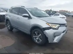 2T3RFREV2JW705278 2018 TOYOTA RAV 4