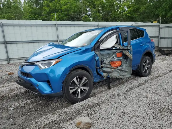 2T3RFREV2JW706169 2018 TOYOTA RAV 4 - Image 1