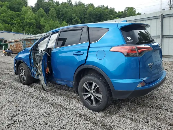 2T3RFREV2JW706169 2018 TOYOTA RAV 4 - Image 2