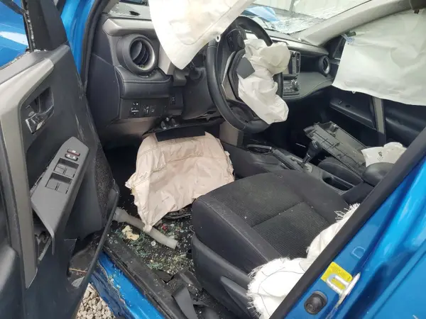 2T3RFREV2JW706169 2018 TOYOTA RAV 4 - Image 8