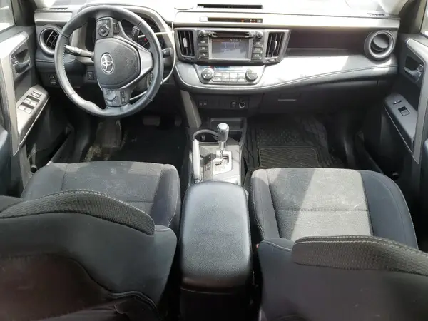 2T3RFREV2JW706320 2018 TOYOTA RAV 4 - Image 8