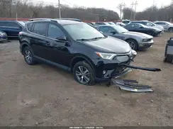 2T3RFREV2JW717530 2018 TOYOTA RAV 4