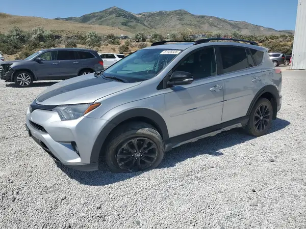 2T3RFREV2JW722386 2018 TOYOTA RAV 4 - Image 1