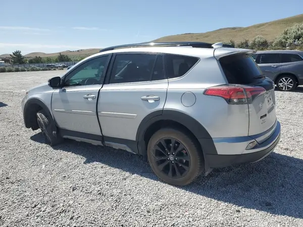 2T3RFREV2JW722386 2018 TOYOTA RAV 4 - Image 2