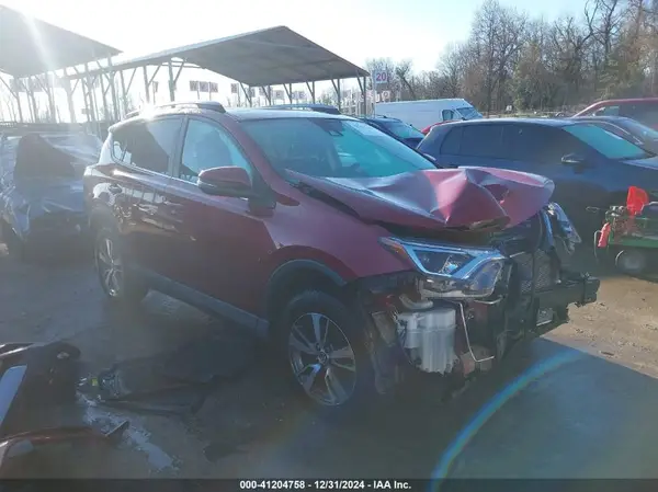 2T3RFREV2JW731055 2018 TOYOTA RAV 4 - Image 1