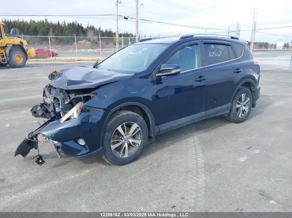 2T3RFREV2JW734330 2018 TOYOTA RAV 4 - Image 2