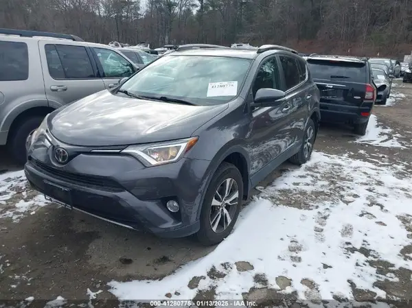2T3RFREV2JW738510 2018 TOYOTA RAV 4 - Image 2
