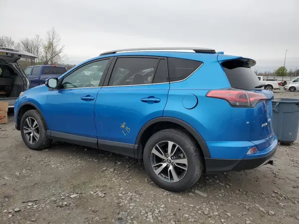 2T3RFREV2JW748129 2018 TOYOTA RAV 4 - Image 2