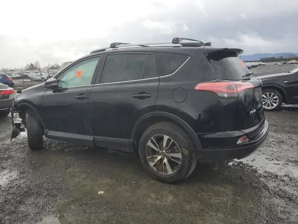 2T3RFREV2JW752536 2018 TOYOTA RAV 4 - Image 2