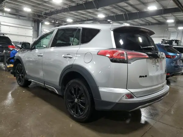 2T3RFREV2JW788162 2018 TOYOTA RAV 4 - Image 2