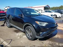 2T3RFREV2JW802559 2018 TOYOTA RAV 4