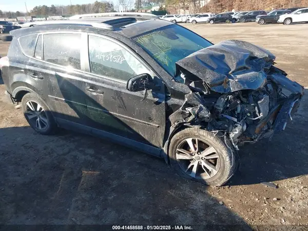 2T3RFREV2JW811214 2018 TOYOTA RAV 4 - Image 1