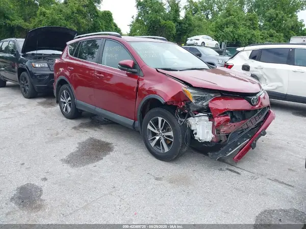 2T3RFREV2JW839921 2018 TOYOTA RAV 4 - Image 1