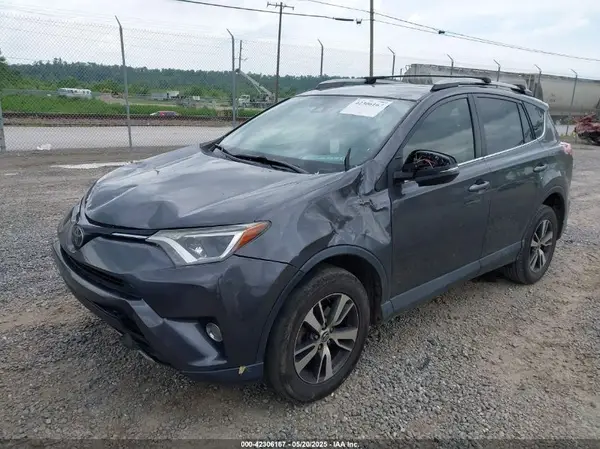 2T3RFREV2JW842933 2018 TOYOTA RAV 4 - Image 2
