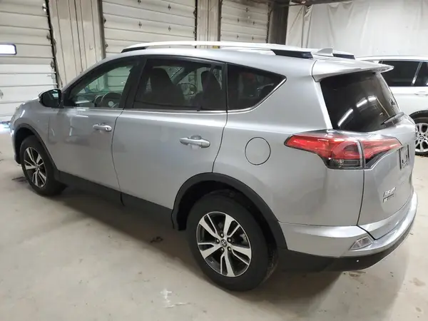 2T3RFREV3GW420789 2016 TOYOTA RAV 4 - Image 2