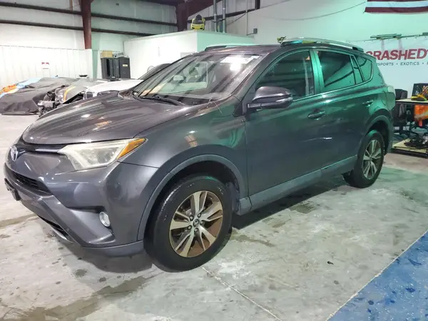 2T3RFREV3GW423028 2016 TOYOTA RAV 4 - Image 1