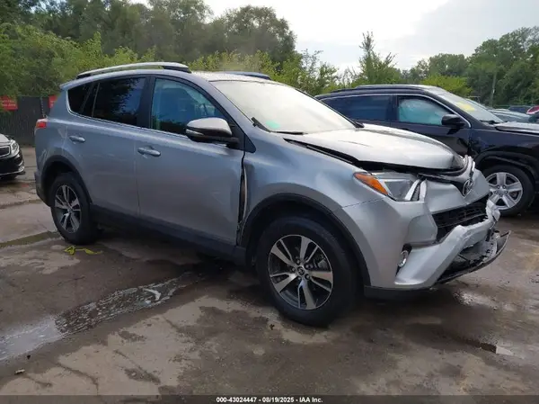 2T3RFREV3GW432490 2016 TOYOTA RAV 4 - Image 1