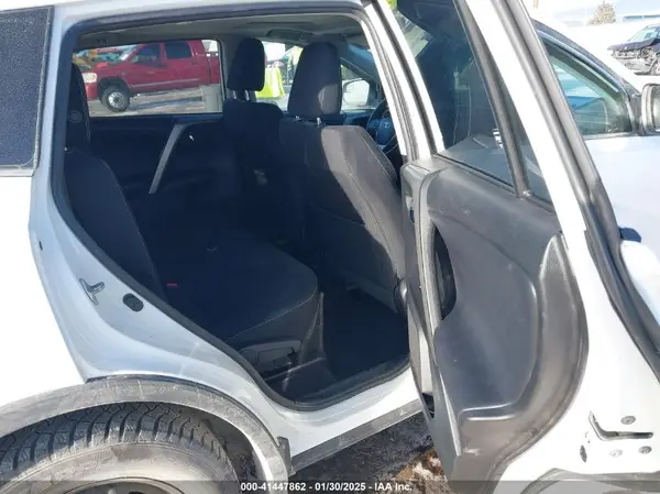 2T3RFREV3GW438077 2016 TOYOTA RAV 4 - Image 8