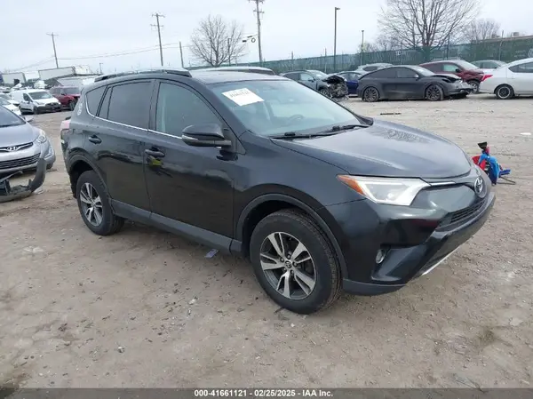 2T3RFREV3GW472892 2016 TOYOTA RAV 4 - Image 1